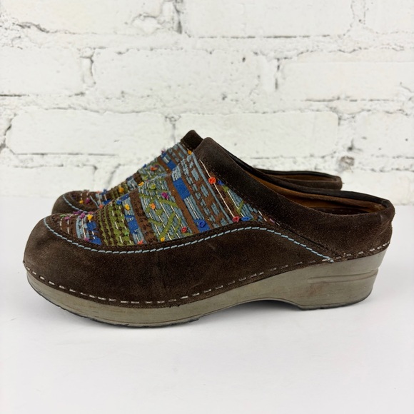 Dansko Mystique Knit Yarn Striped Open Back Heel Clogs 39 - Picture 2 of 12